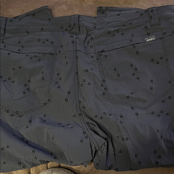 Eddie Bauer Dark Gray Cargo Shorts - Picture 3 of 3
